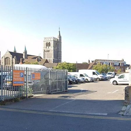 12 B Market Street Watford  Luaran gambar